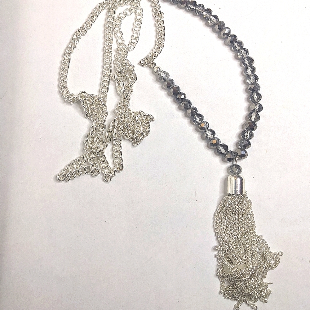 NWOT In Original Box Bead Silver Tassel Chain Necklace 34‎ inches